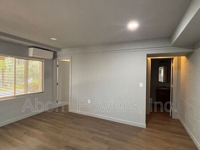 Building Photo - 3173 Ridge Ct