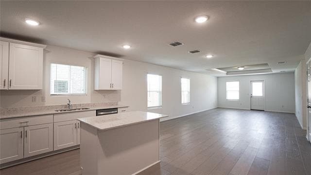 Building Photo - 2043 Pleasant Knoll Cir