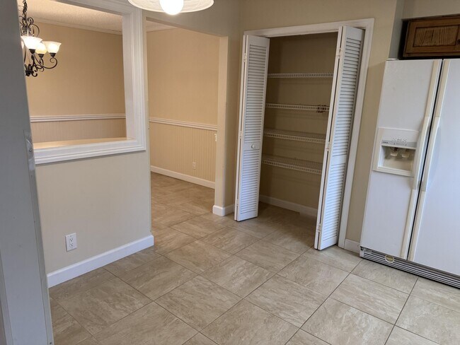 Building Photo - 2632 SW Willowood Cir