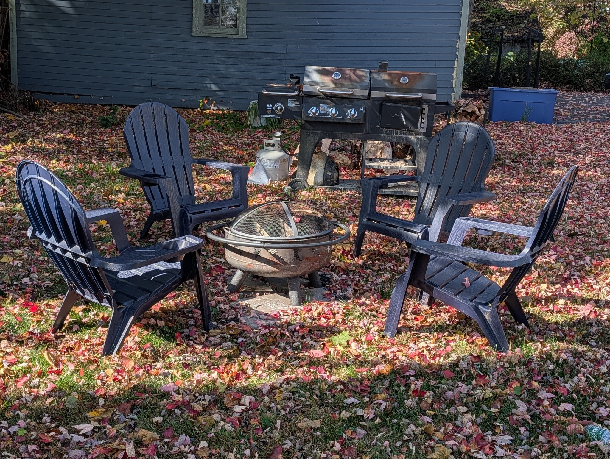 barbecue /firepit area - 2587 South Ave