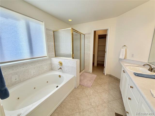 Building Photo - 17045 Hastings Ave