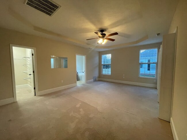 Building Photo - 1930 Scarlett Meadows Dr