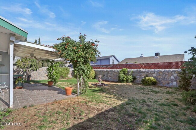 Building Photo - 11895 David Forti Dr