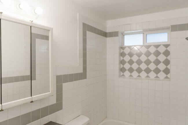 Building Photo - 14715 E Mission Ave