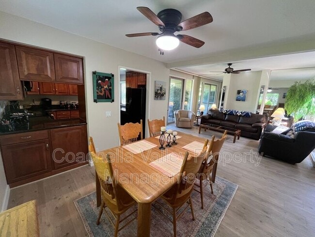 Building Photo - 643 N Vía Acapulco