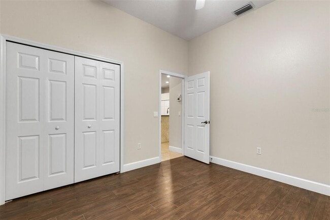 Building Photo - 11011 Hyacinth Pl