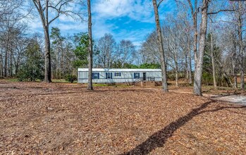 Building Photo - 312 Pinehaven Dr