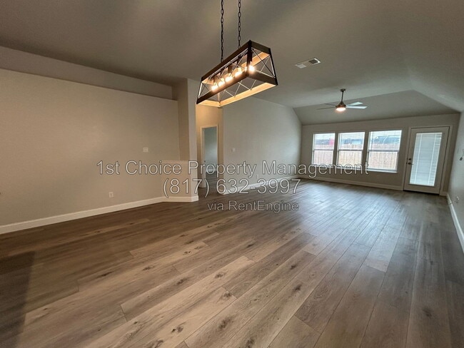 Building Photo - 6340 Battle Mountain Trl