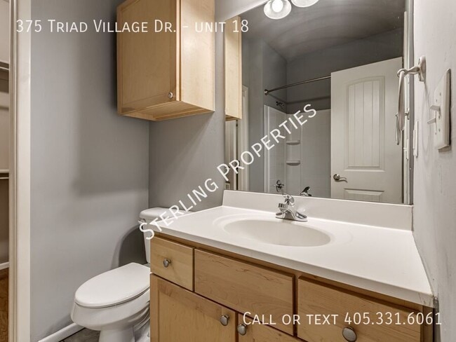 Building Photo - 375 Triad Village Dr