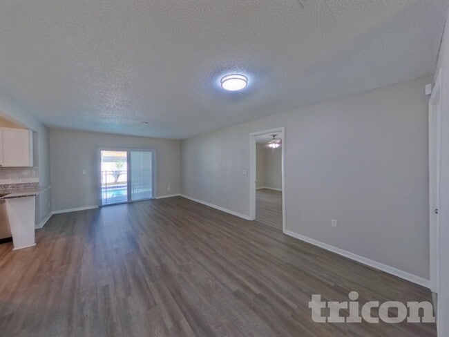 Building Photo - 6969 Briarwood Ave N