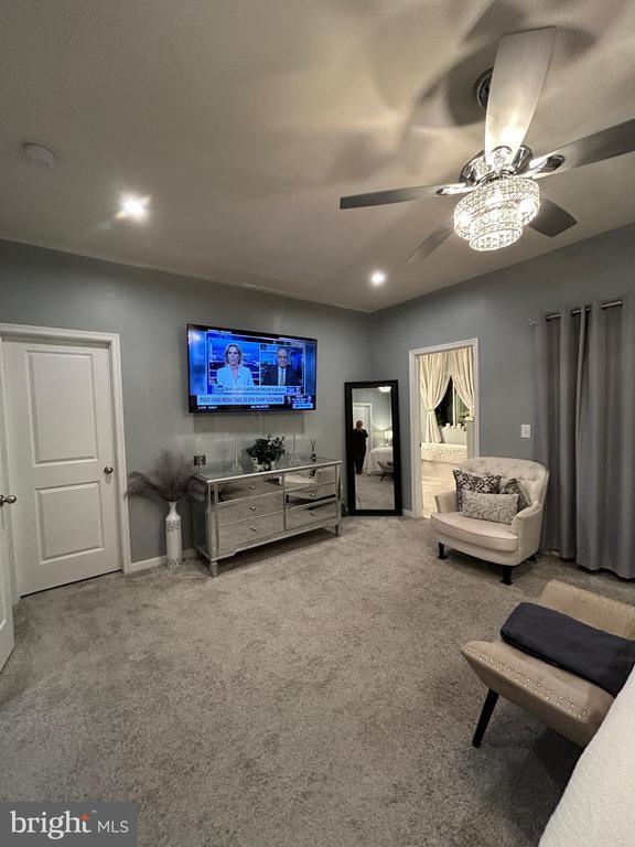 Building Photo - 12950 Blue Sky Pl