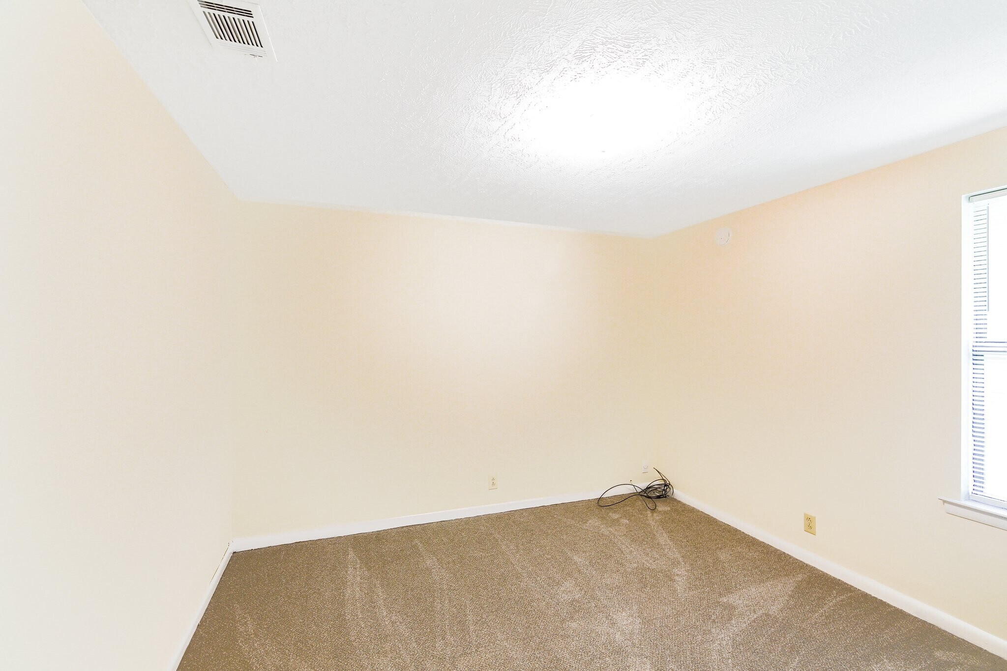 Building Photo - 3499 McGavock Pike