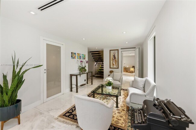 Building Photo - 9465 NW 52nd Doral Ln