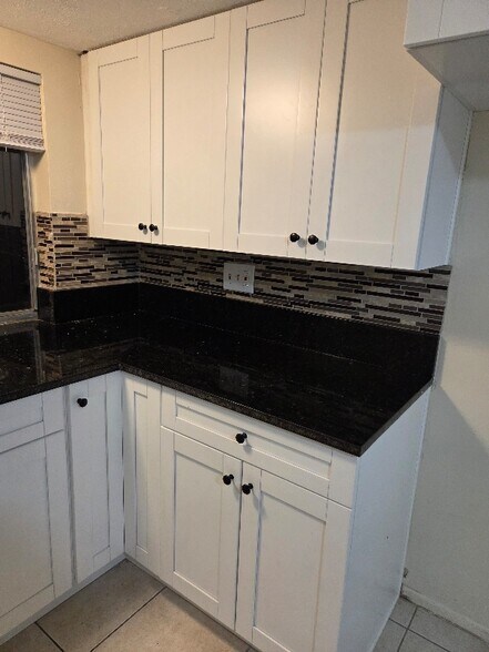 Building Photo - 7144 Stone Rd