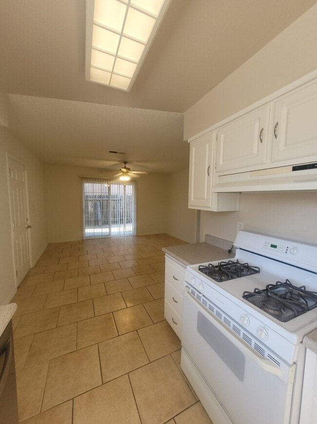 Building Photo - Citrus Heights 3 bedroom