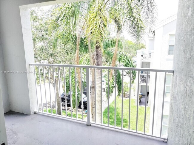 Building Photo - 711 SW 111th Way