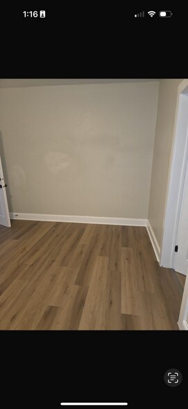 Bedroom 3 - 217 W Mitchell St