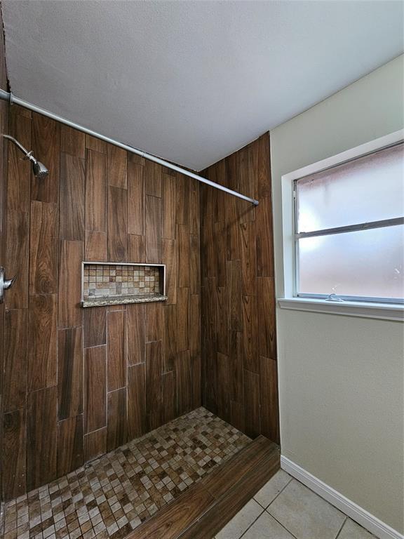 Building Photo - 13517 Woodchester Dr