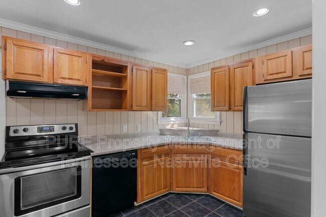 Building Photo - 4402 Saunders Ave
