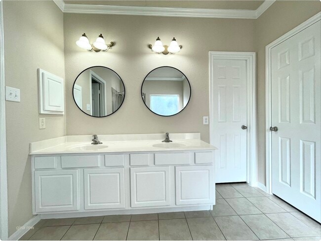 Building Photo - 38 Robin Caper Ct