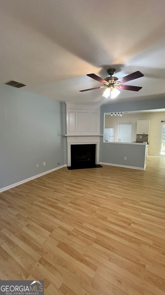 Building Photo - 4645 Valais Ct