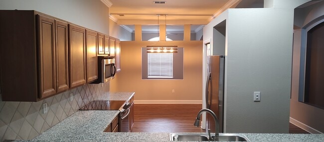 Building Photo - 13883 Blythewood Dr