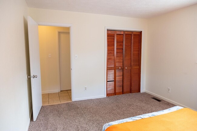Building Photo - 3422 Orlando Dr