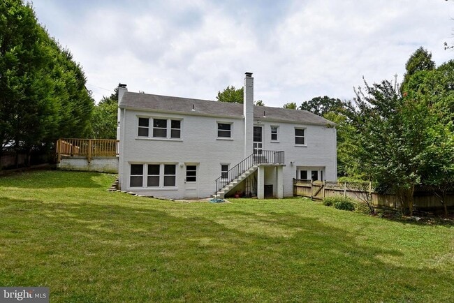 Building Photo - 3865 N Upland St