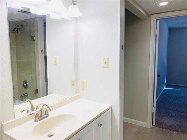 Building Photo - 5200 Martel Ave