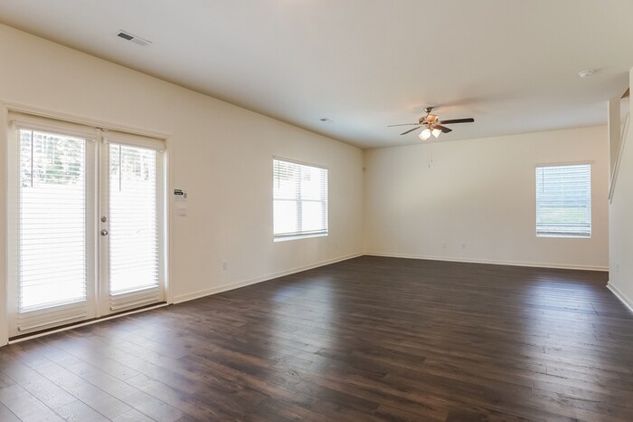 Building Photo - 5776 Timber Leaf Lp