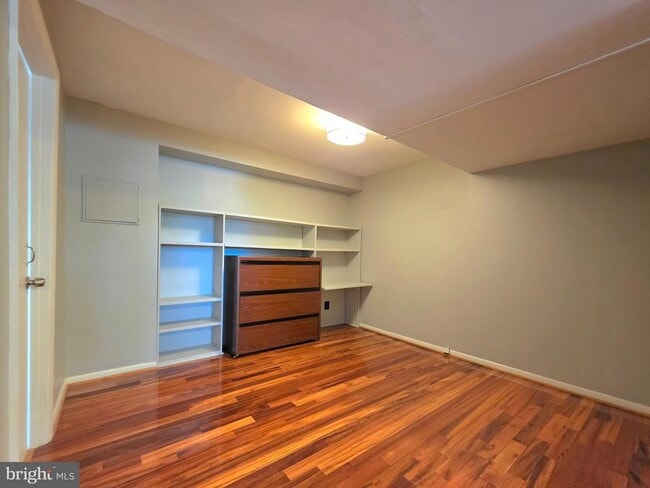 Building Photo - 3424 Ramsgate Terrace