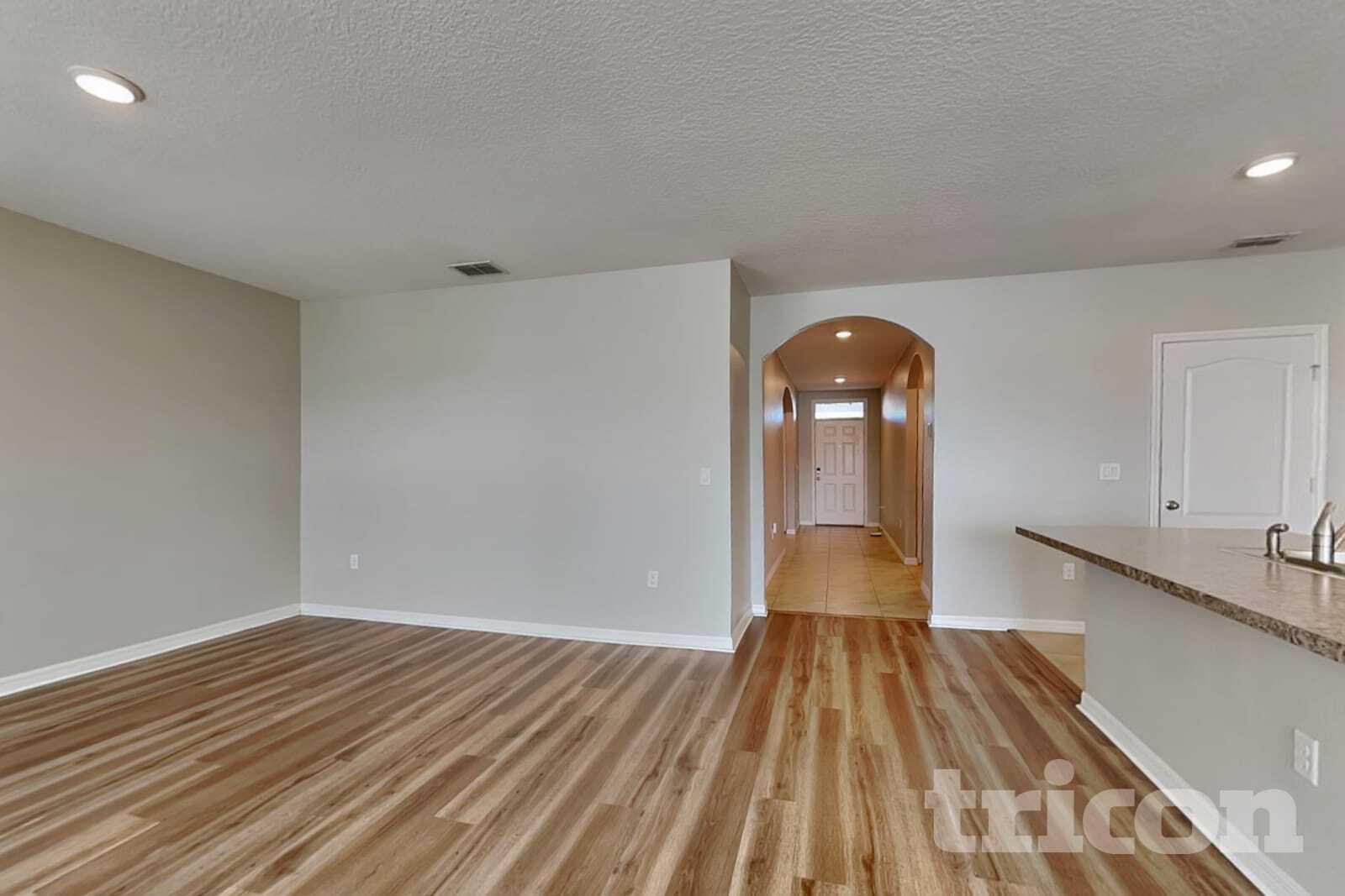 Building Photo - 991 Summer Glen Dr