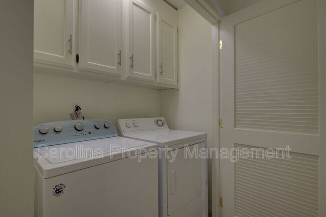 Building Photo - 5132 Rea Rd