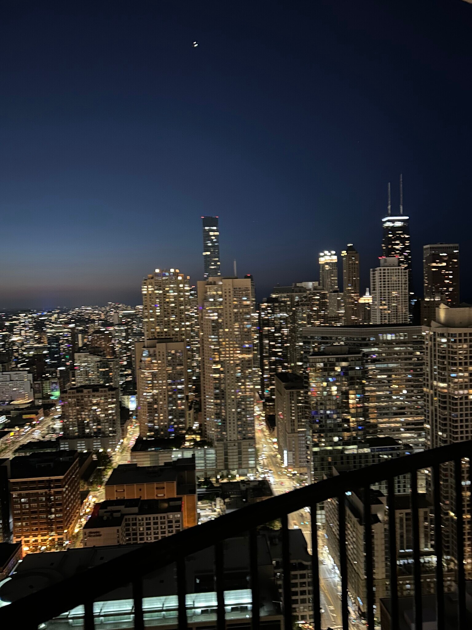 Building Photo - 300 N State St