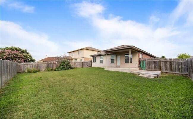 Building Photo - Cottage Style 3 Bedroom in Killeen Availab...