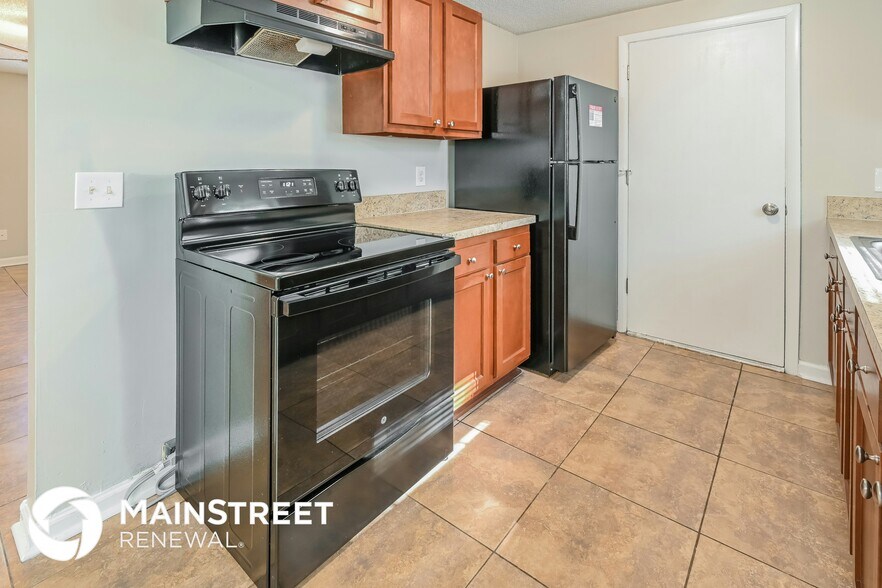 Building Photo - 7312 Sharbeth Dr S