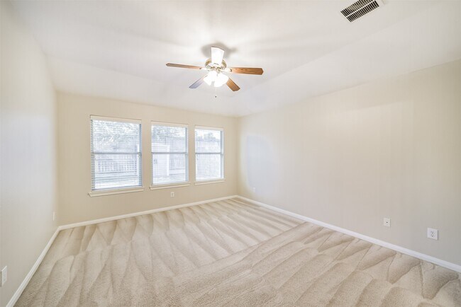 Building Photo - 22015 Falvel Dr