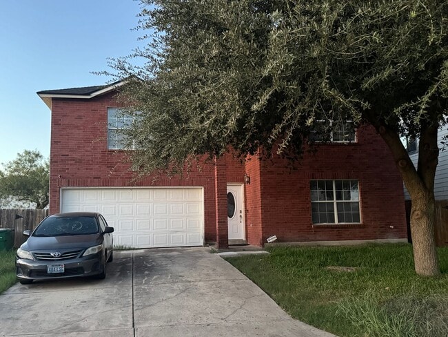 Building Photo - 4 Bedroom 2 1/2 Bath Plus Office Near 151 ...