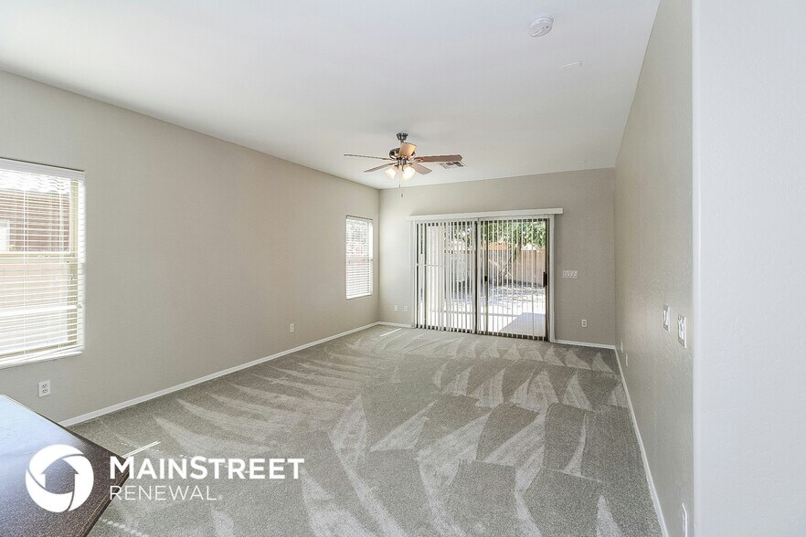 Building Photo - 8738 S 57th Dr