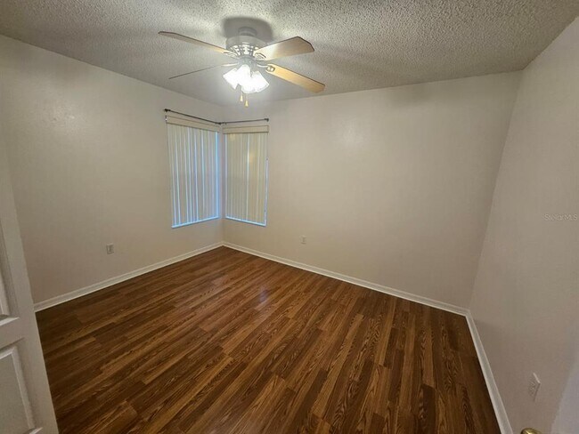 Building Photo - 3985 Andover Cay Blvd