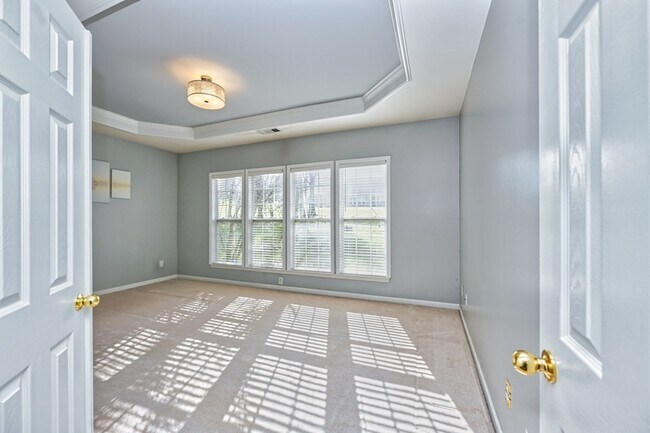 Building Photo - 1527 Gesshe Ct