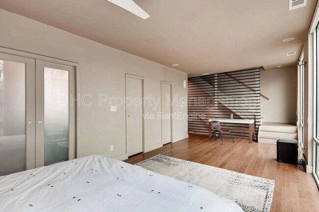 Building Photo - 574 Marietta St NW