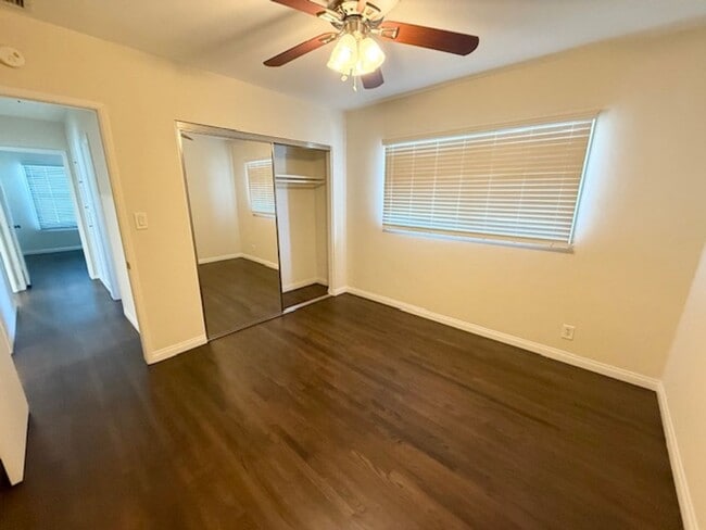 Building Photo - WONDERFUL LAKEWOOD HOME-NEW ON MARKET!!