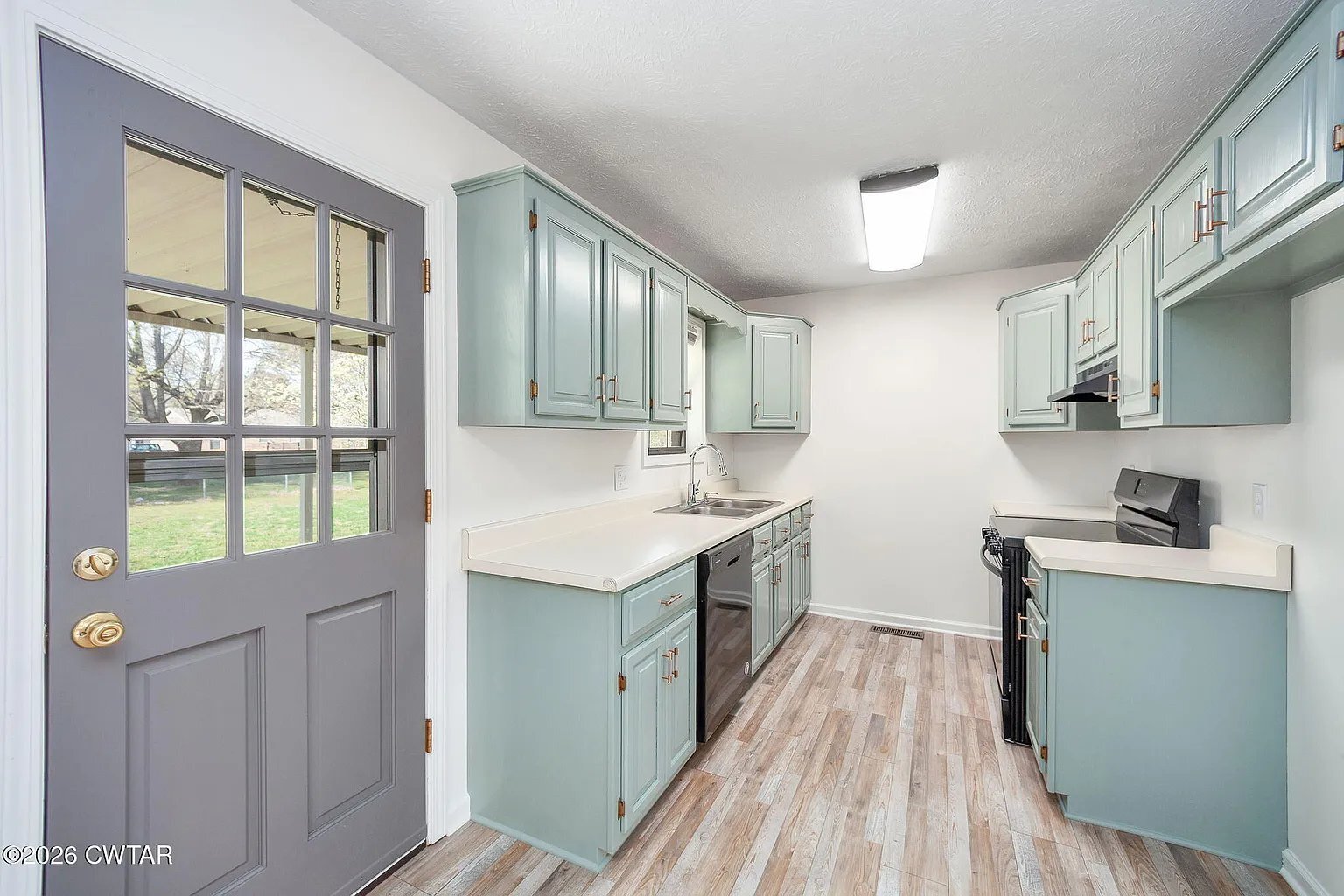 Building Photo - 52 University Cove