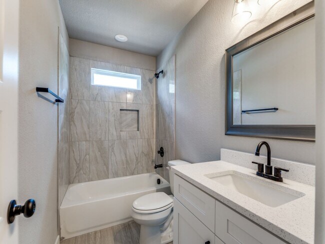 Building Photo - Gorgeous New Construction duplex for rent in Euless!