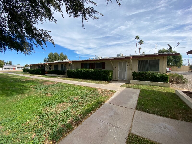 Building Photo - 10351 W Peoria Ave