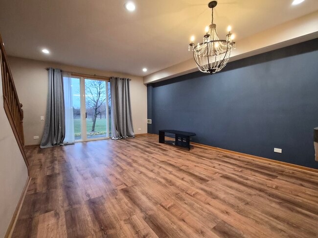 Building Photo - 2609 Carrolwood Rd