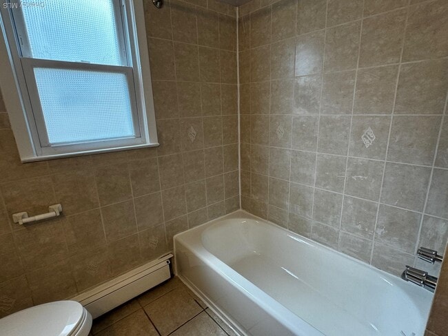 Building Photo - 561 E Olive St