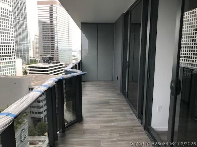 Building Photo - 801 S Miami Ave