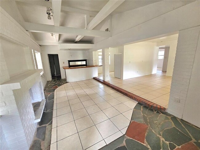 Building Photo - 10532 51st Terrace N